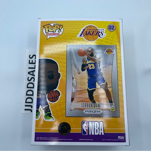 Funko POP! Trading Cards #02 LeBron James Gold Prizm Panini Exclusive Lakers - Picture 8 of 8